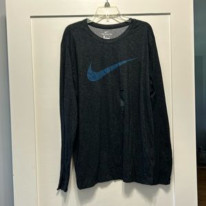 Men’s Nike Long sleeve T Shirt